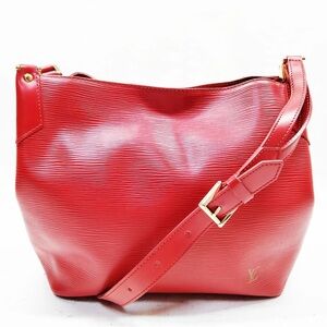 Louis Vuitton Red Epi Mandala Bag MM - Louis Vuitton Shoulder Bag